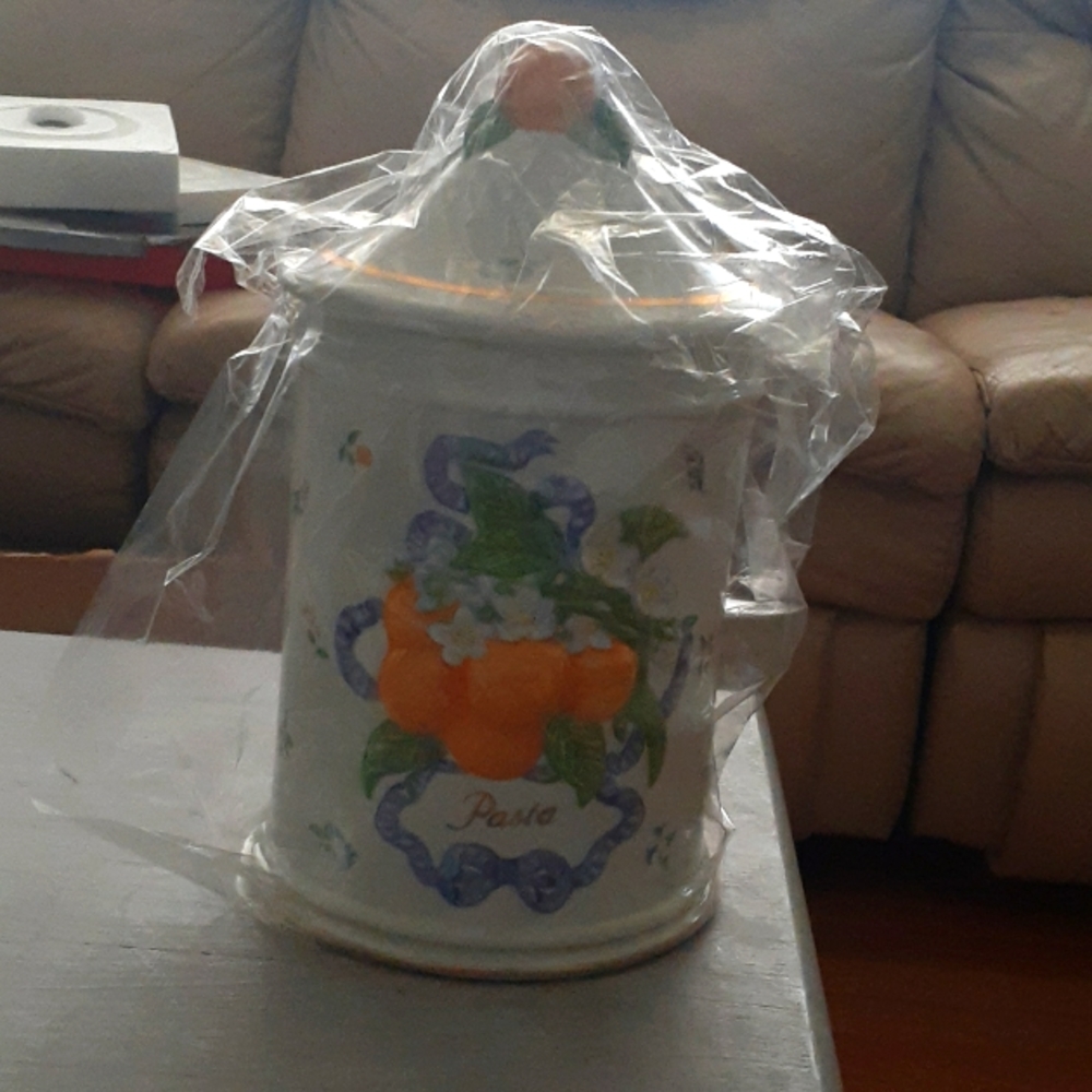 Franklin Mint Vtg. 'Le Cordon Bleu' ceramic